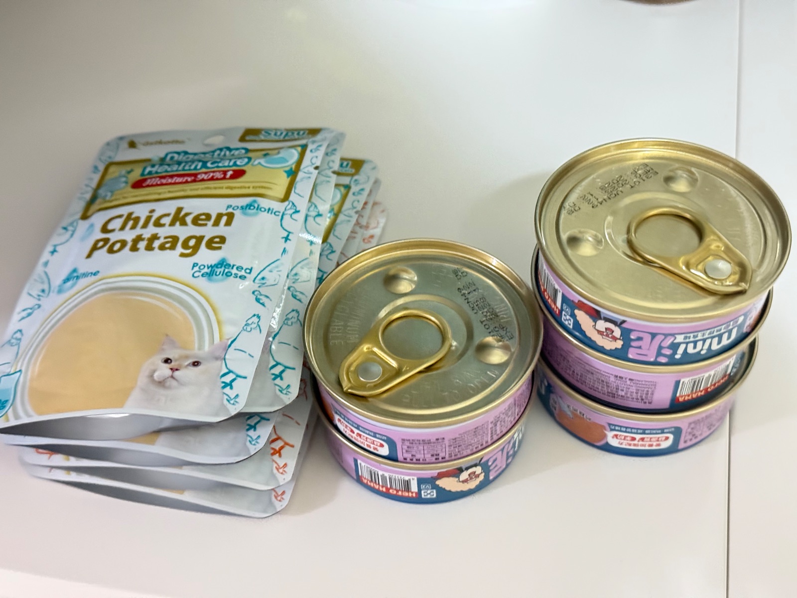 貓食用物品